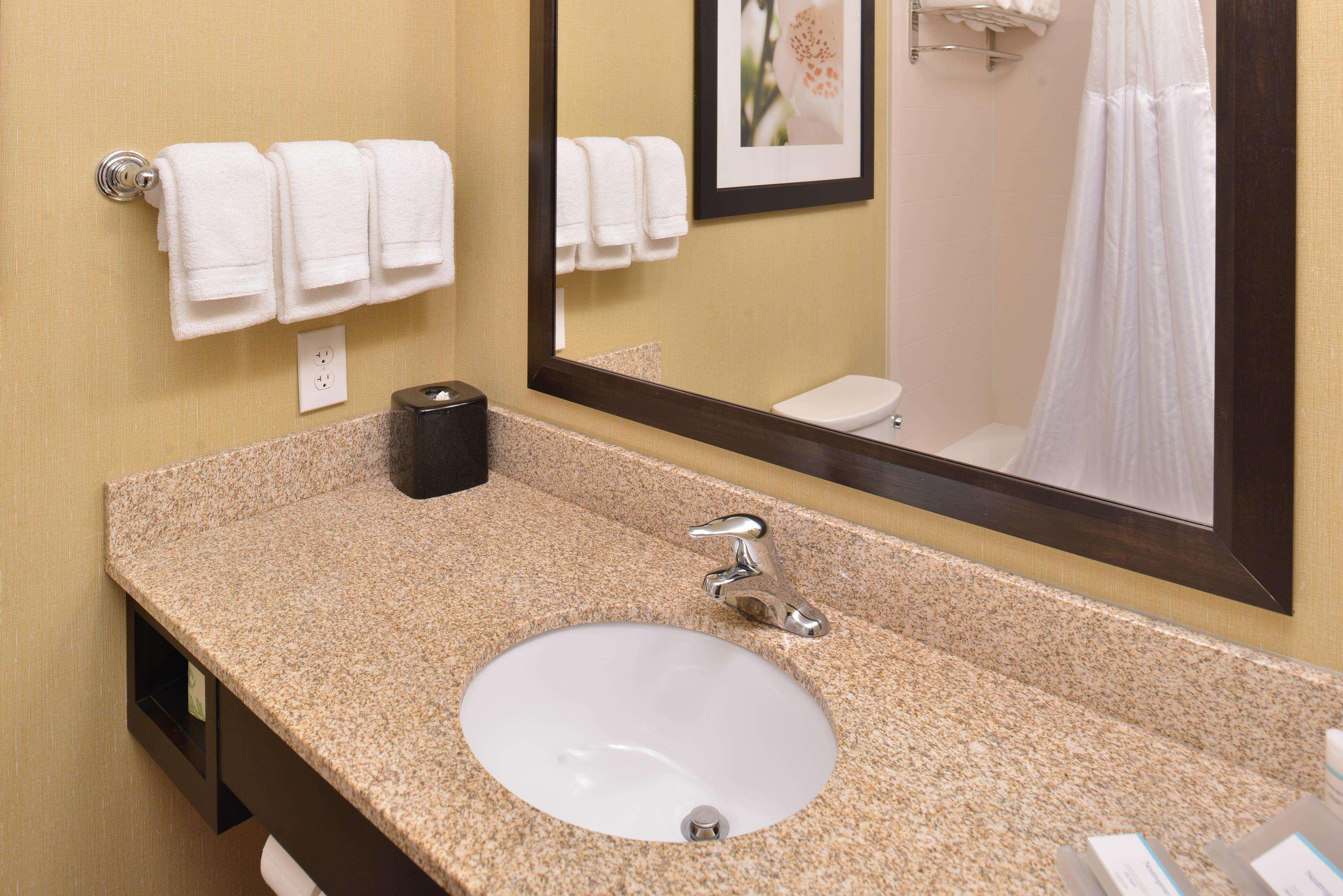 Hilton Garden Inn West Chester Exteriör bild
