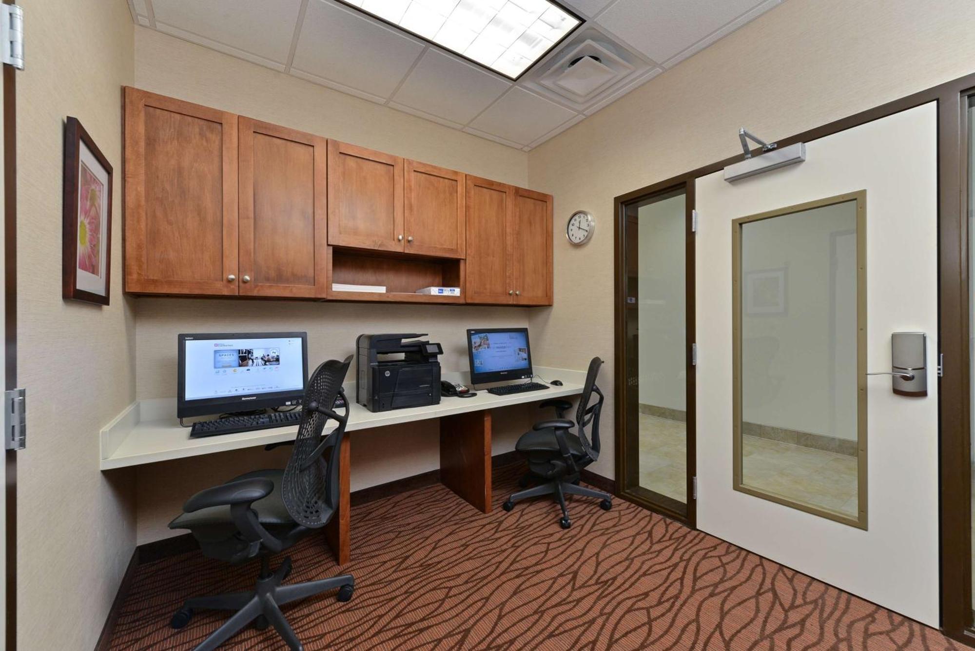 Hilton Garden Inn West Chester Exteriör bild