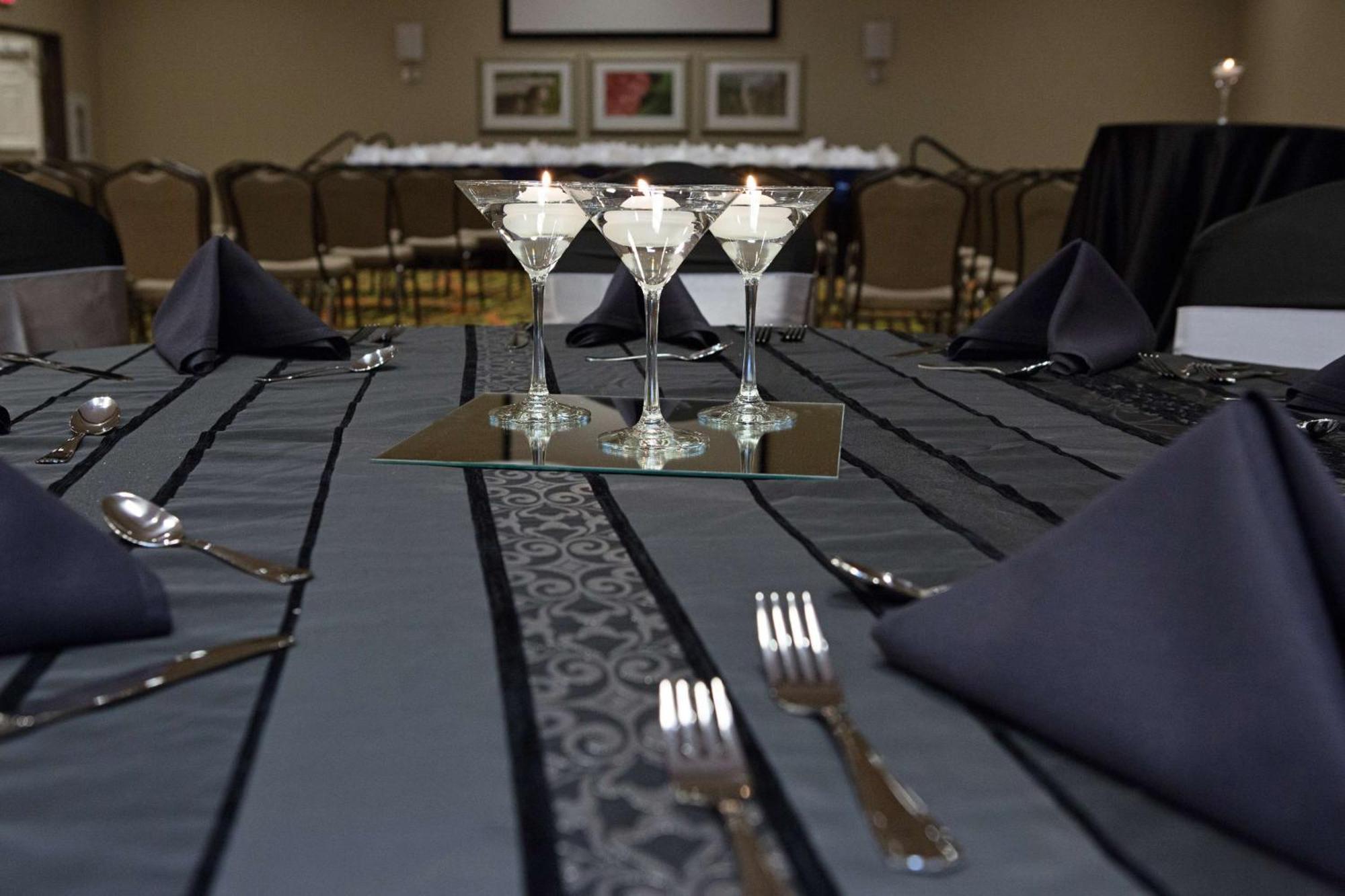 Hilton Garden Inn West Chester Exteriör bild