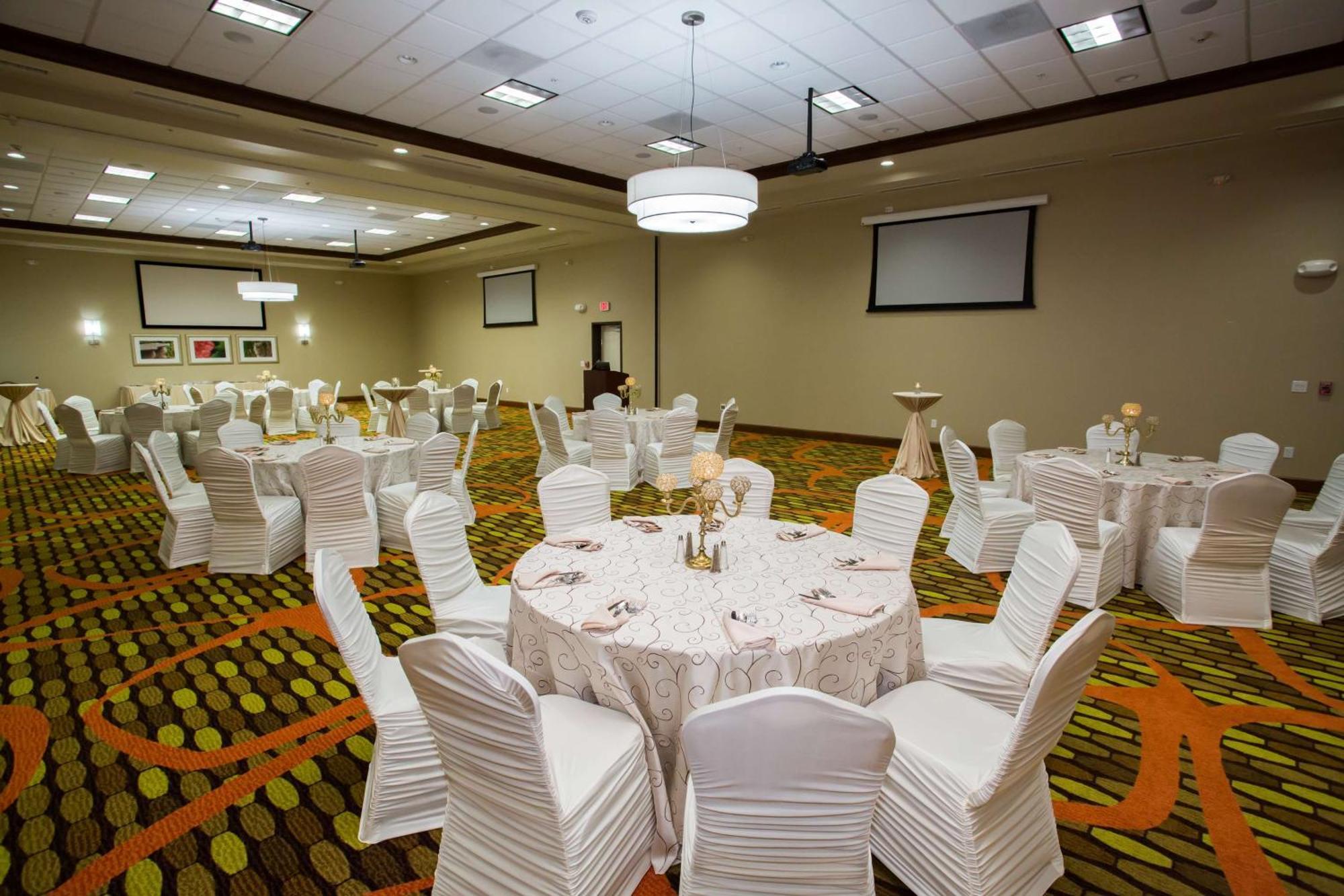 Hilton Garden Inn West Chester Exteriör bild
